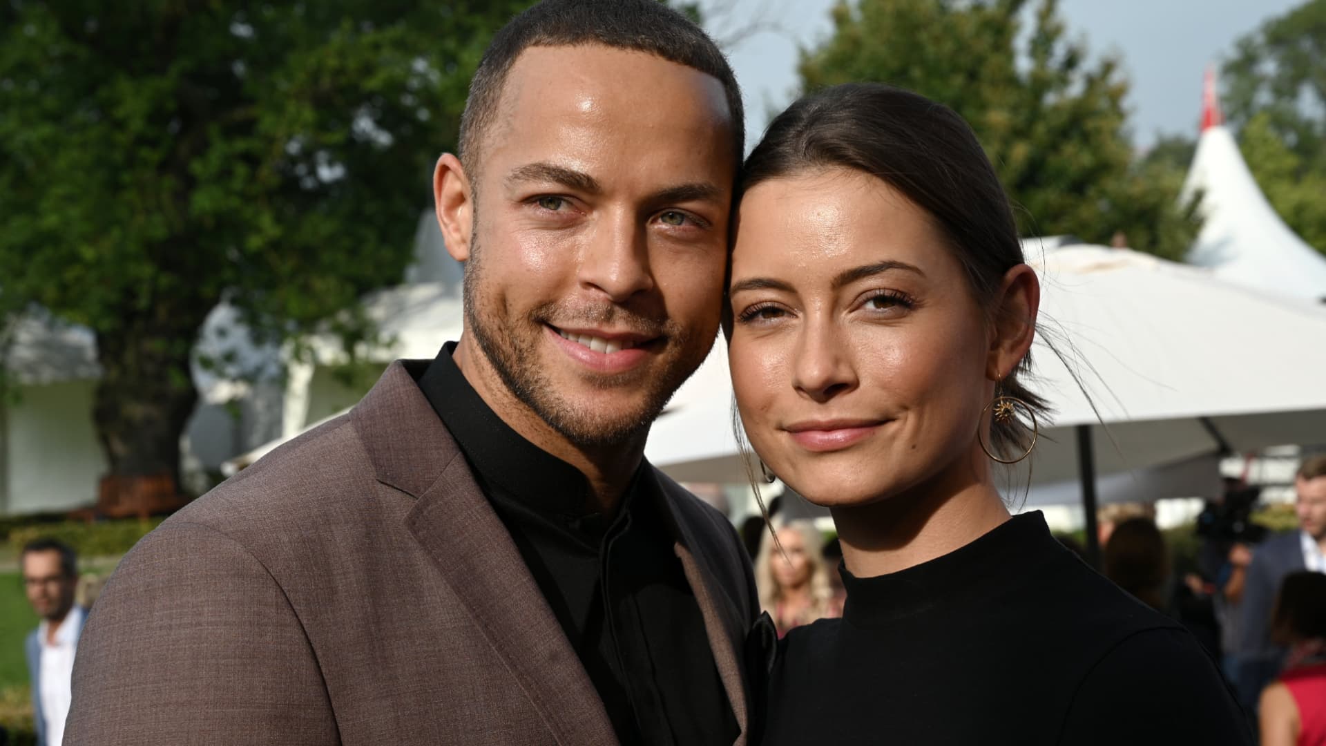 Andrej Mangold und Jenny Lange