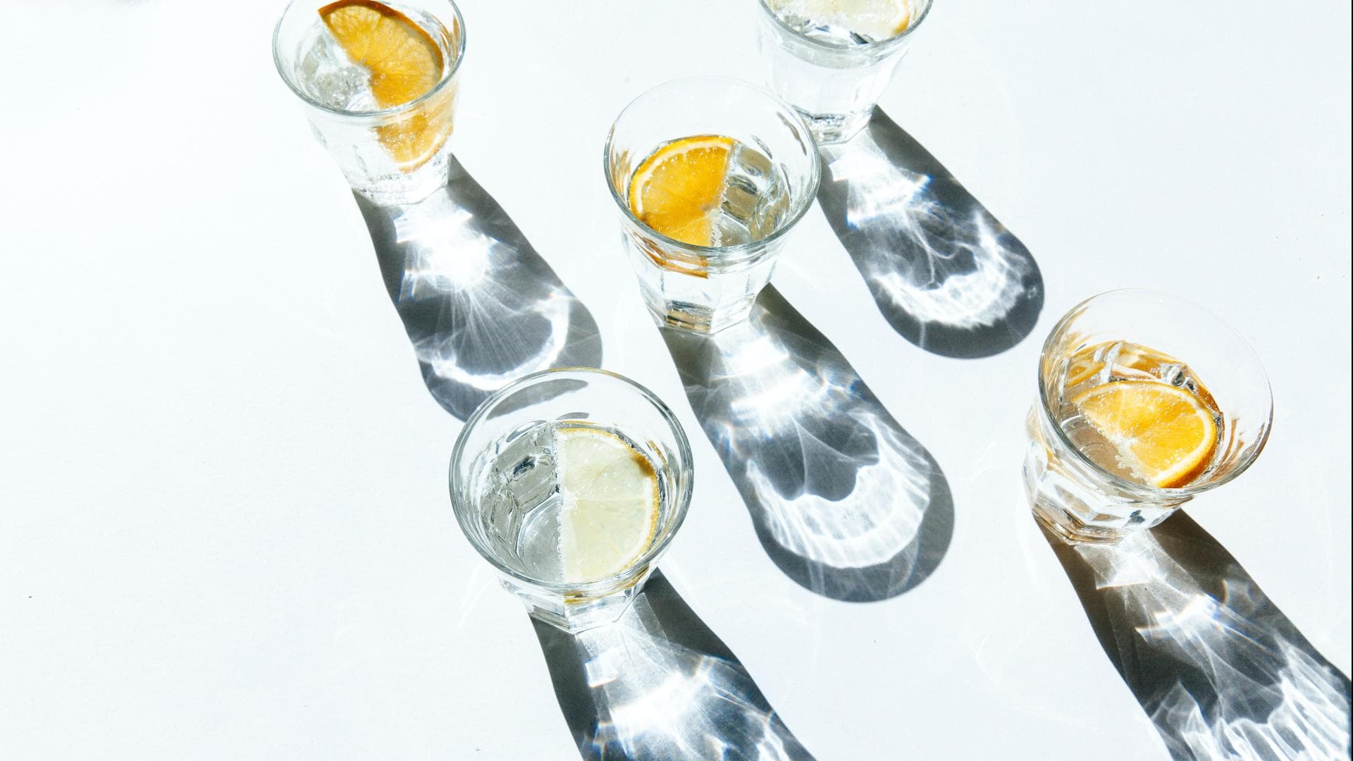 Durch Wasser trinken abnehmen – geht das?