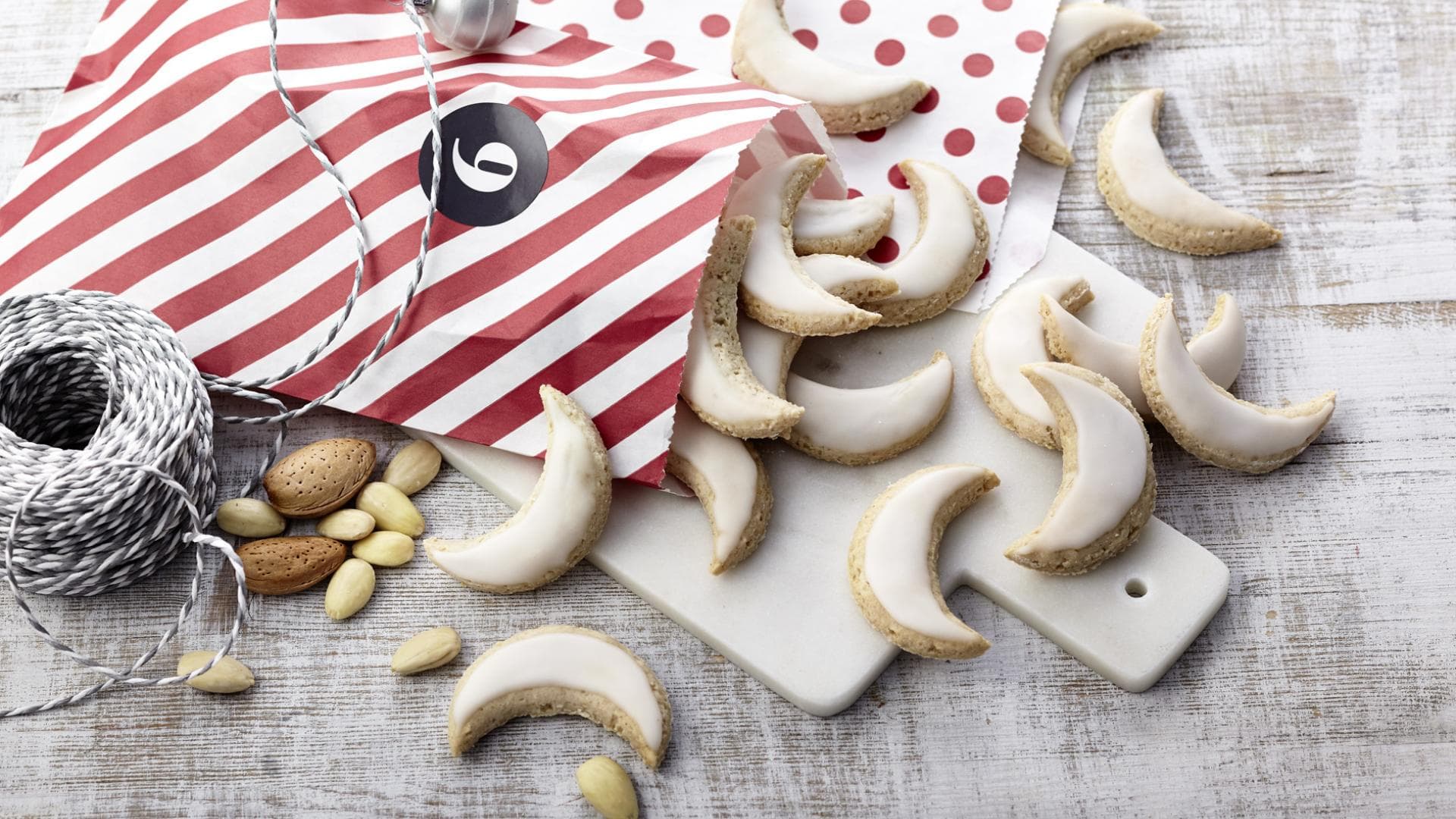 Zedernbrot-Plätzchen ohne Mehl