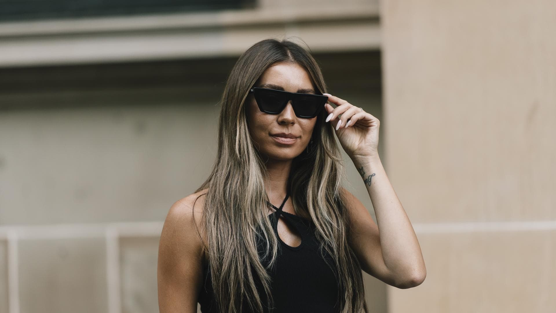 Frau Sonnenbrille