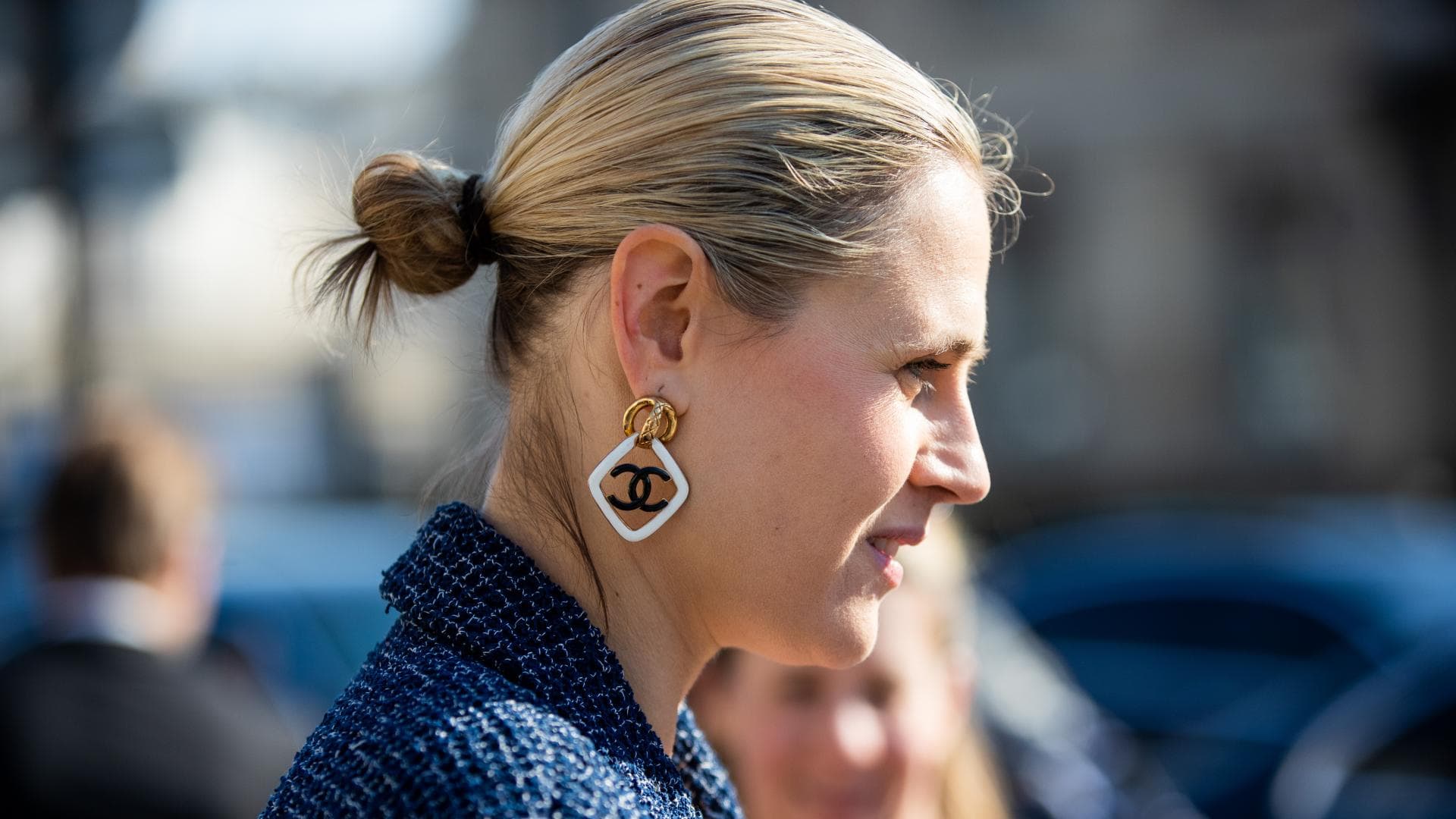 Frau Ohrringe