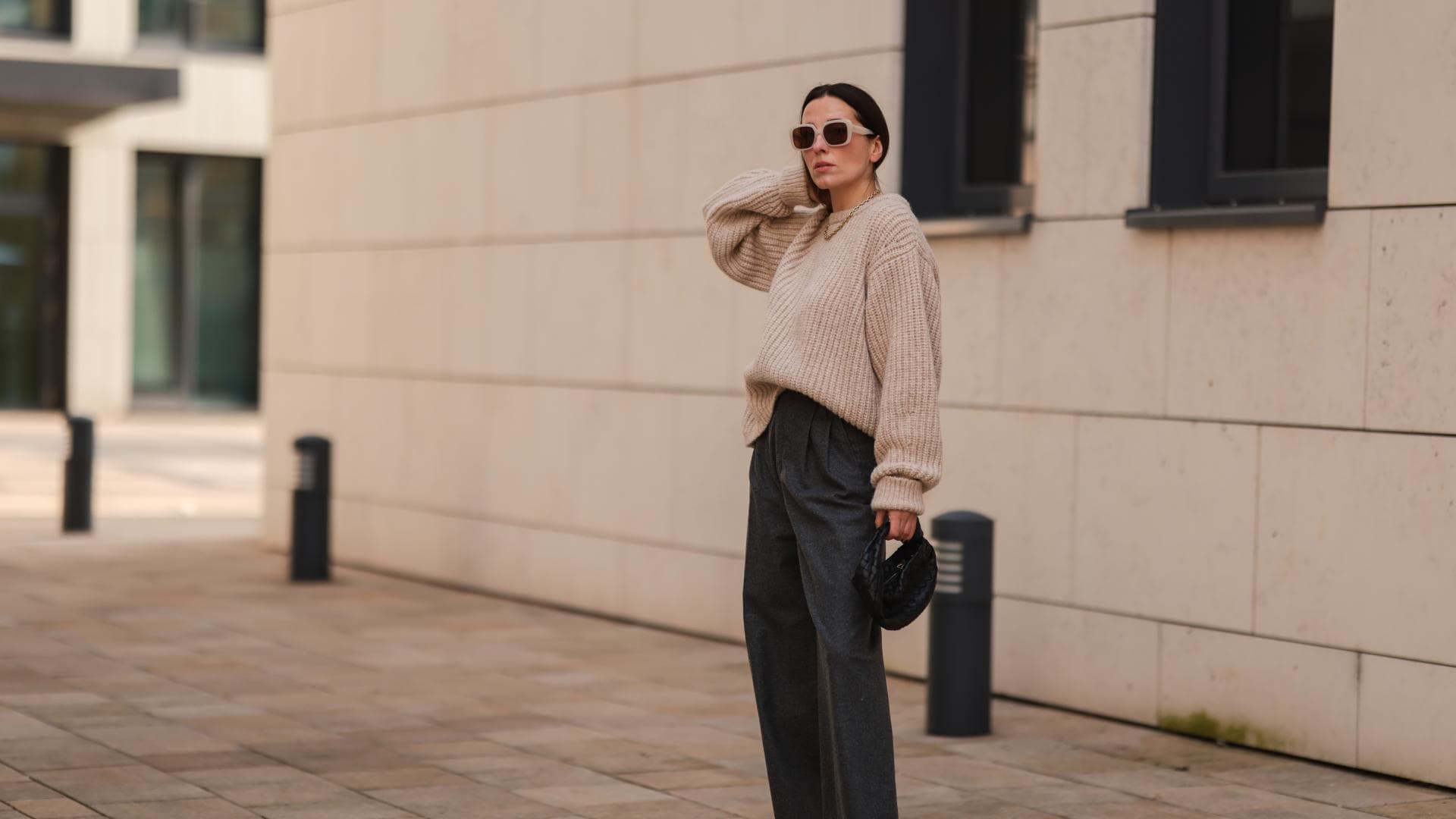 Frau Pullover