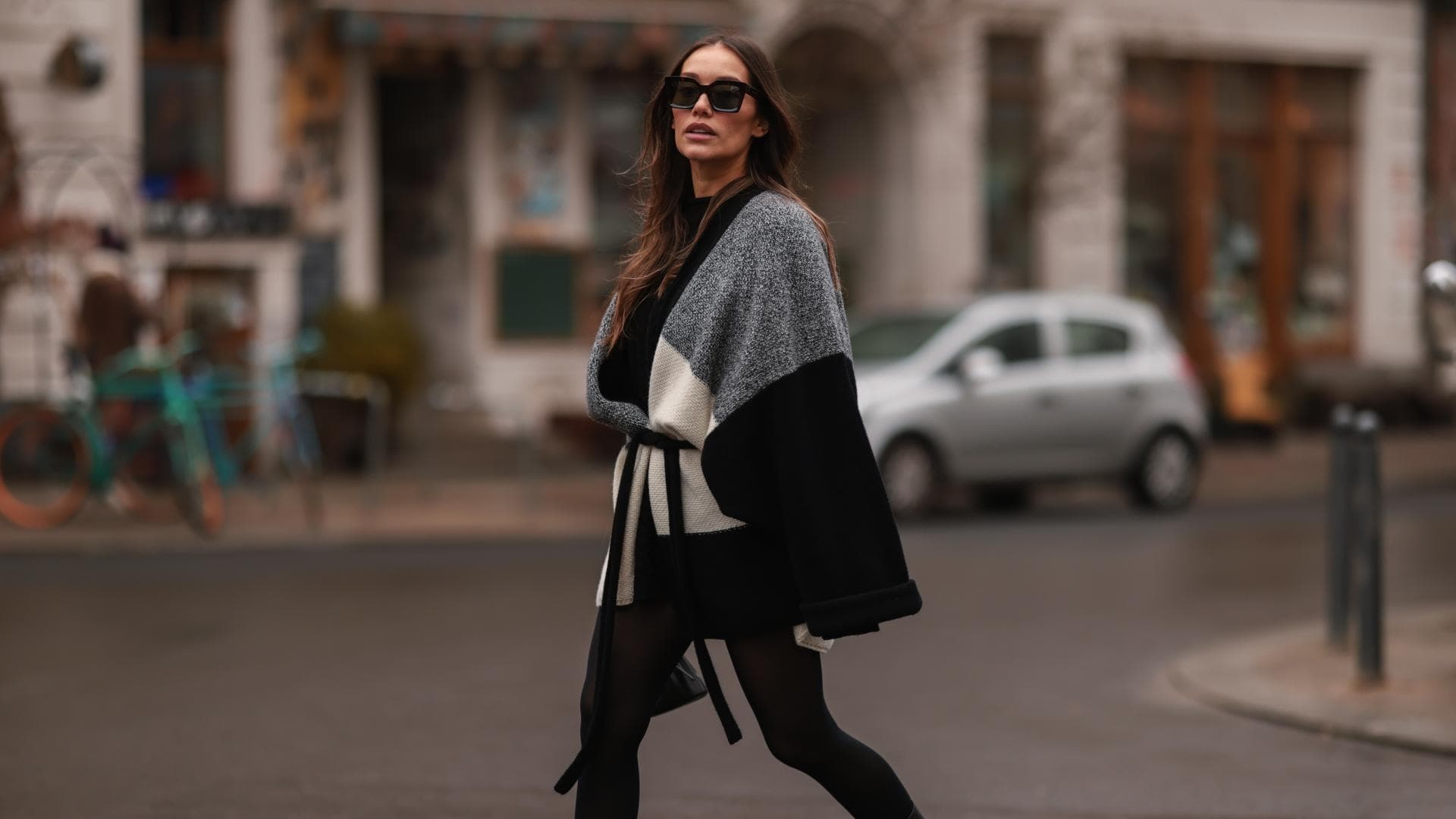 Cardigan mit Gürtel 