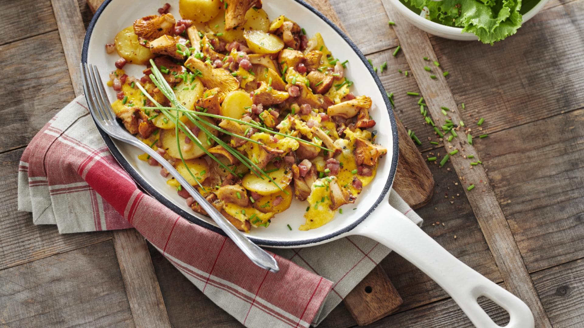 Bauernfrühstück mit Pfifferlingen.