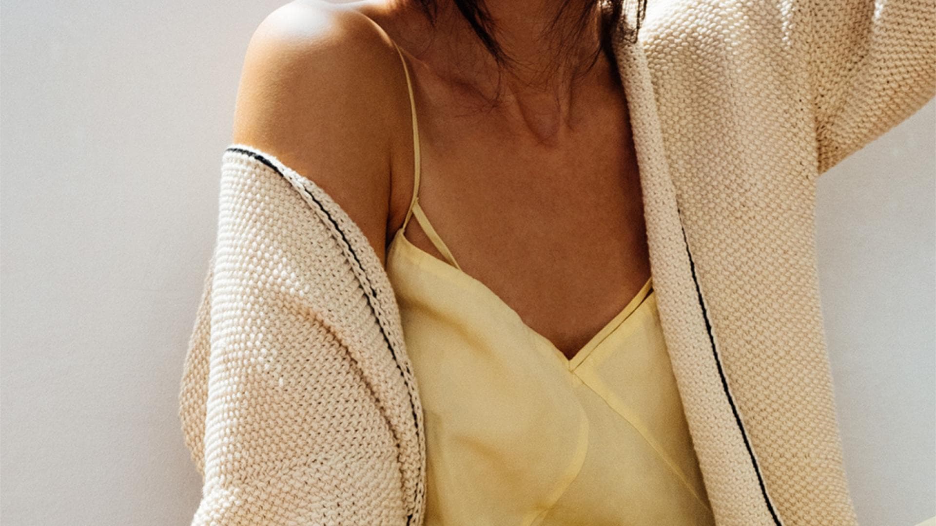 Coconut-Cardigan von We Are Knitters