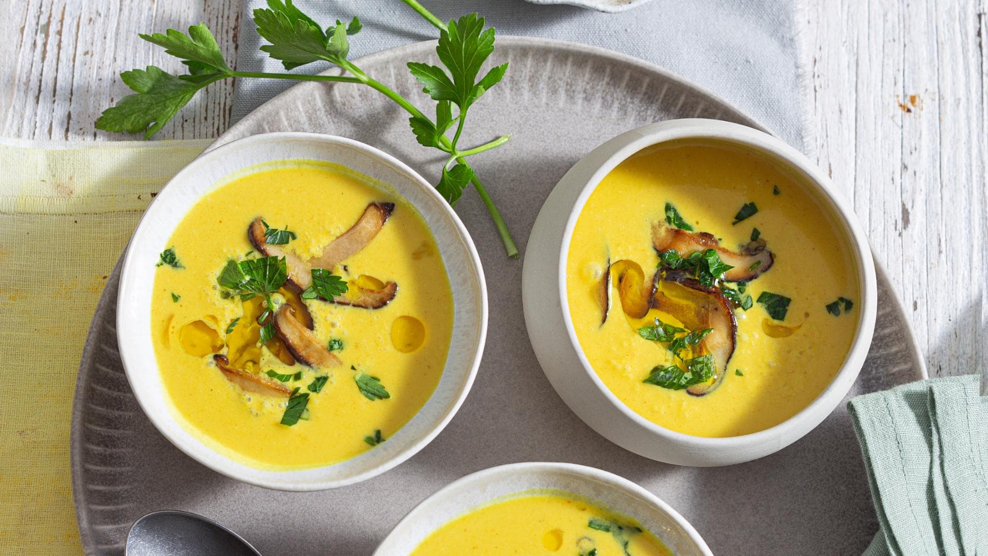 Kalorienarmes Rezept für vegane Maissuppe
