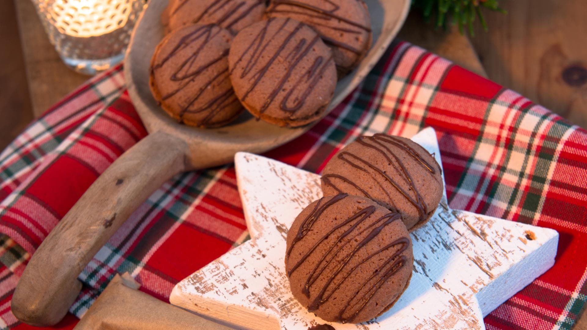 Gefüllte Nougat-Taler