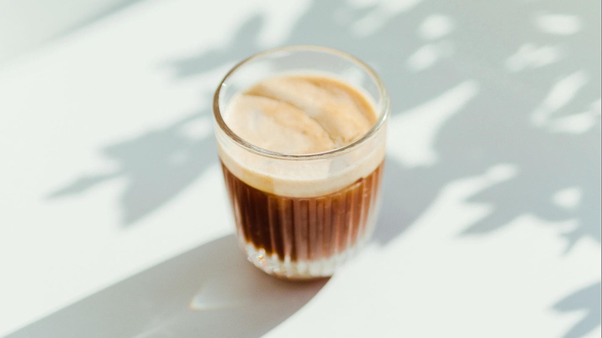 Kaffee mit Zitrone zum Abnehmen