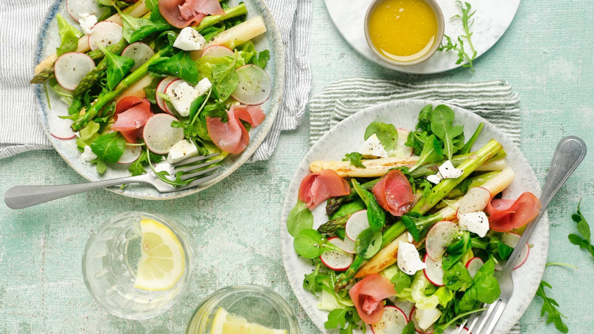 Spargelsalat mit Ziegenkäse