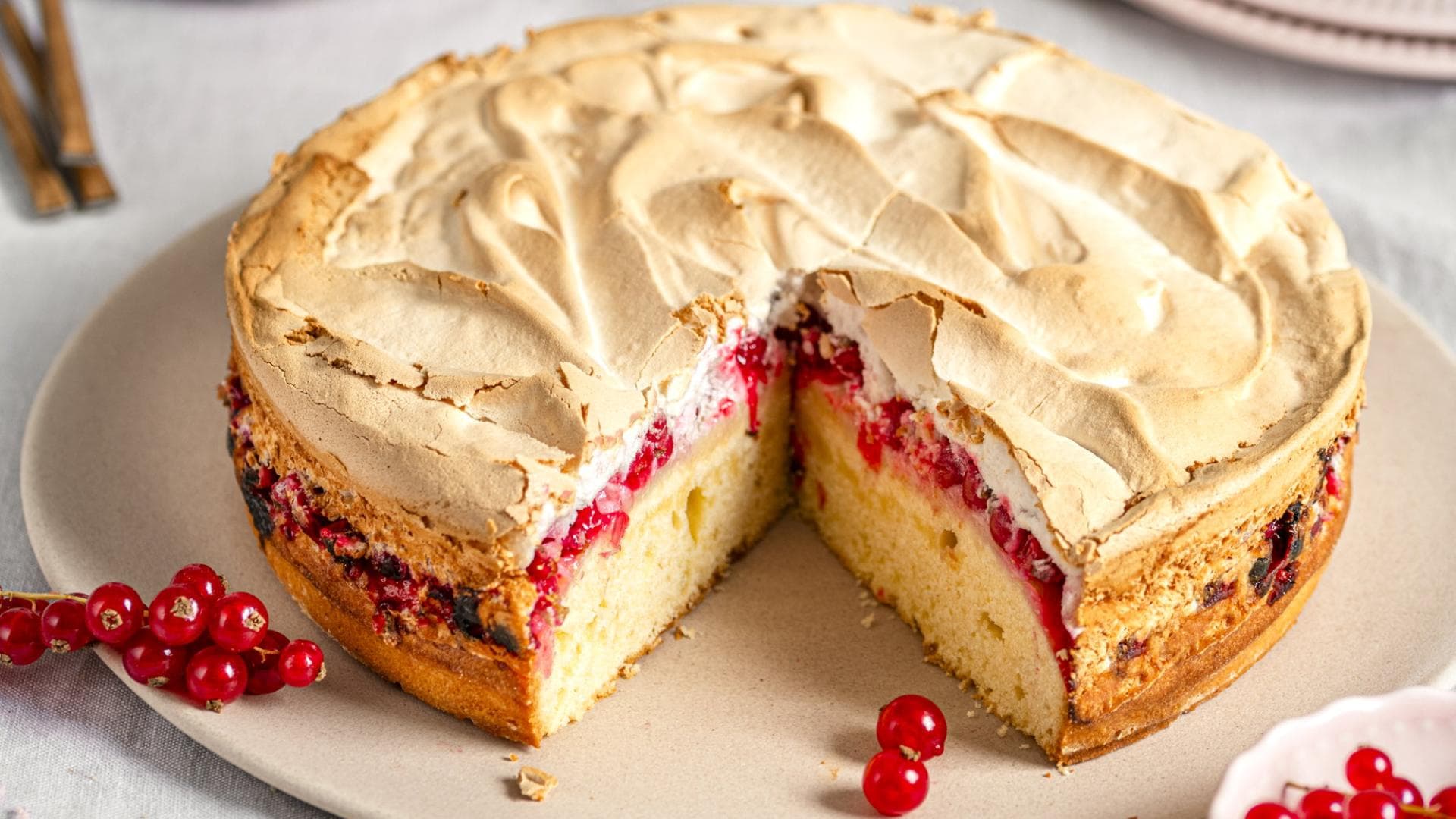 Rührkuchen mit Johannisbeeren 