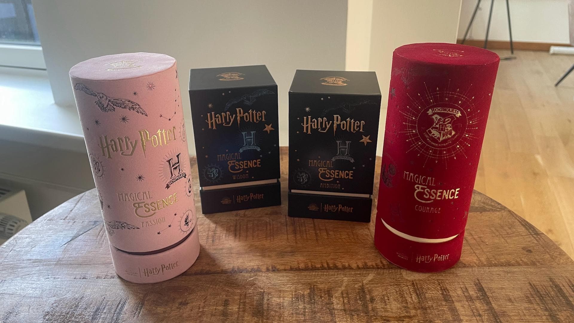Harry Potter Parfums auf einem Tisch
