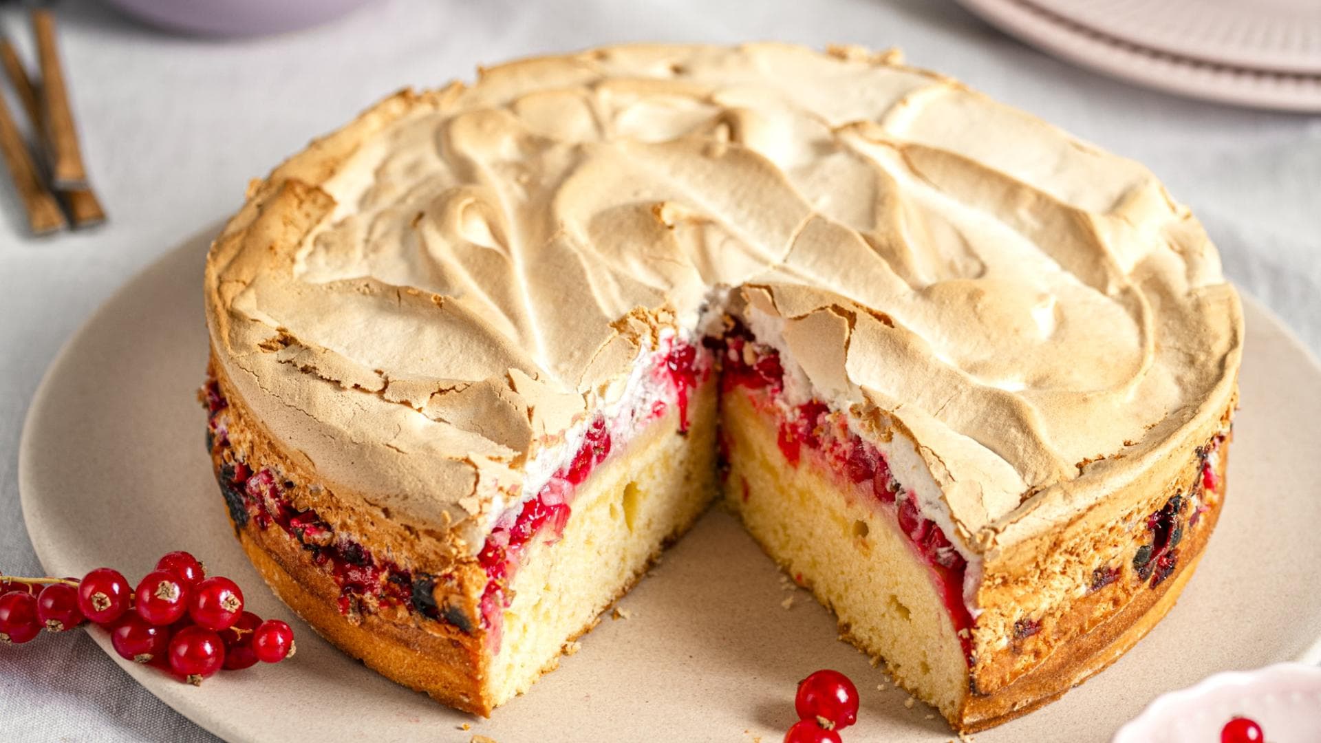 Rührkuchen mit Johannisbeeren 
