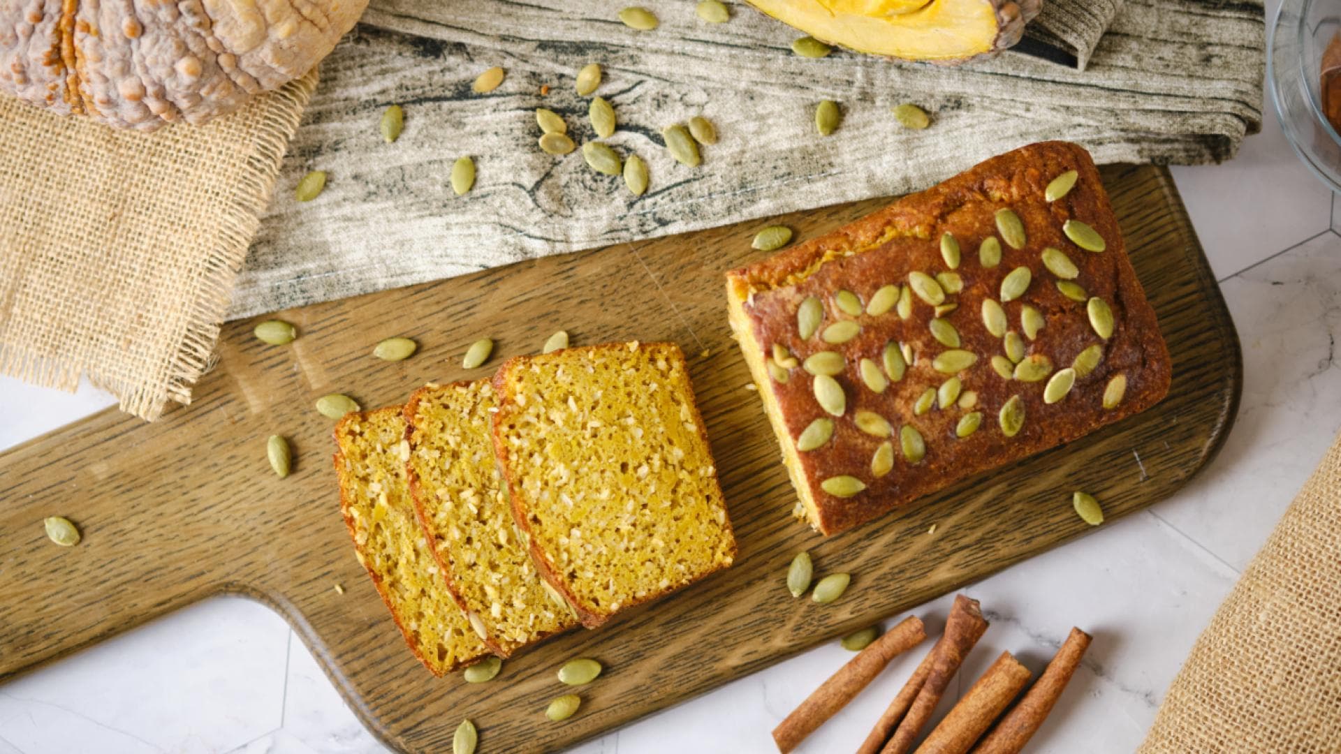 Kürbisbrot mit Haferflocken 