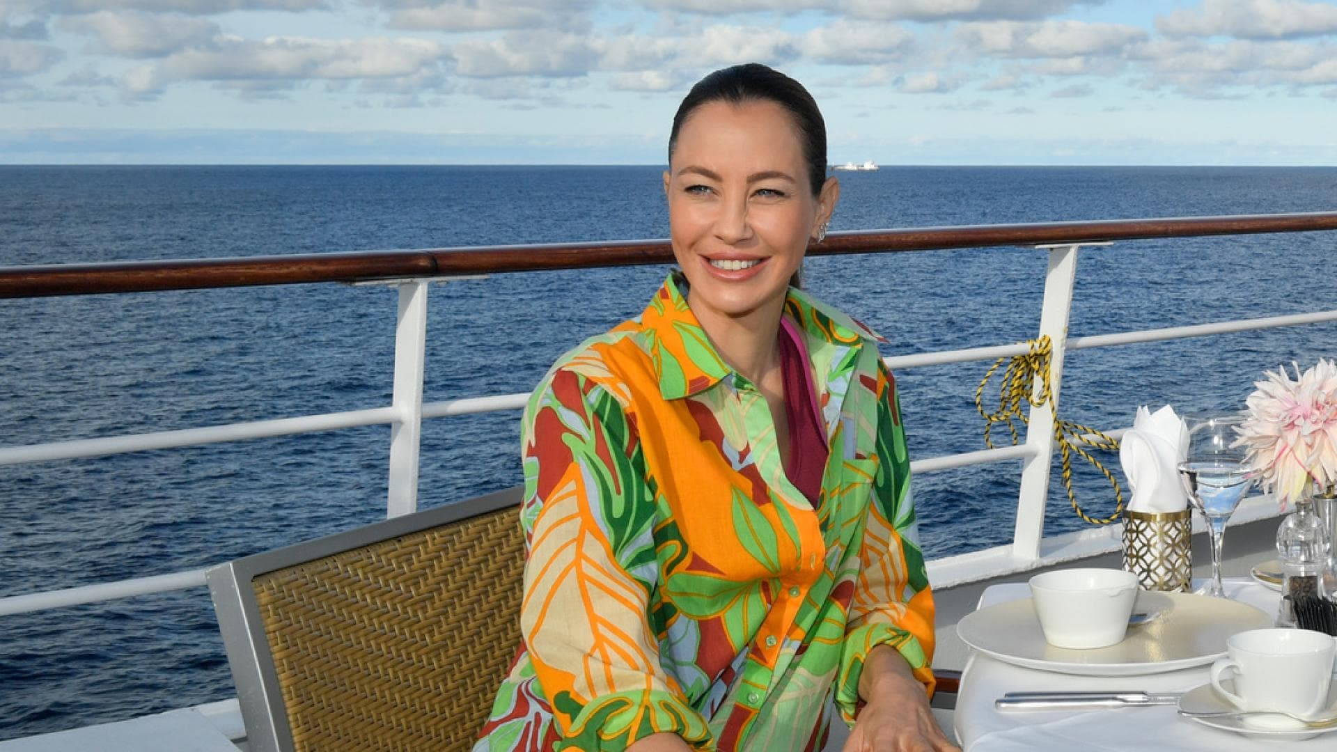 Alessandra Meyer-Wölden auf dem "Traumschiff"