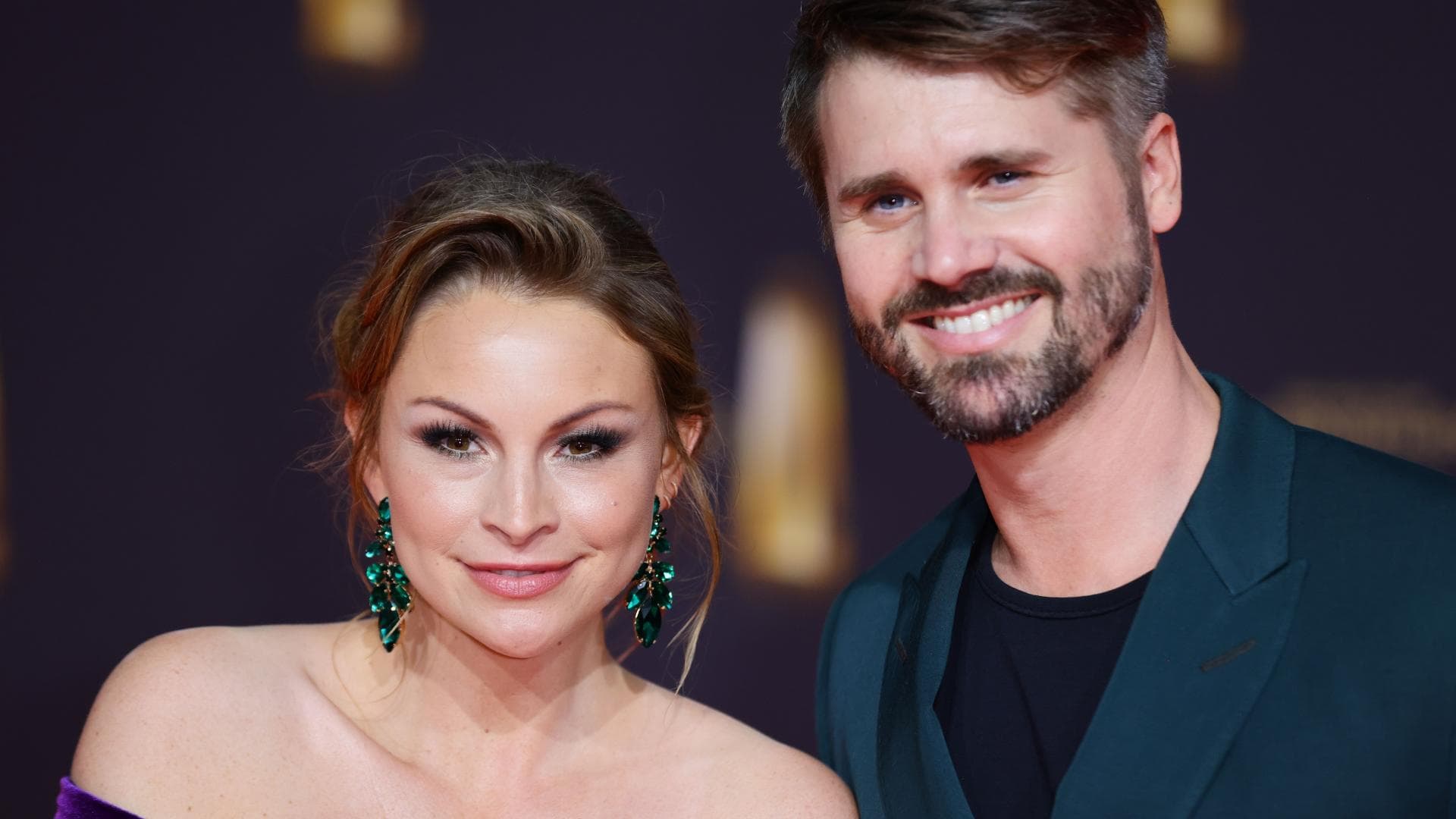 Thore Schölermann mit seiner Frau Jana