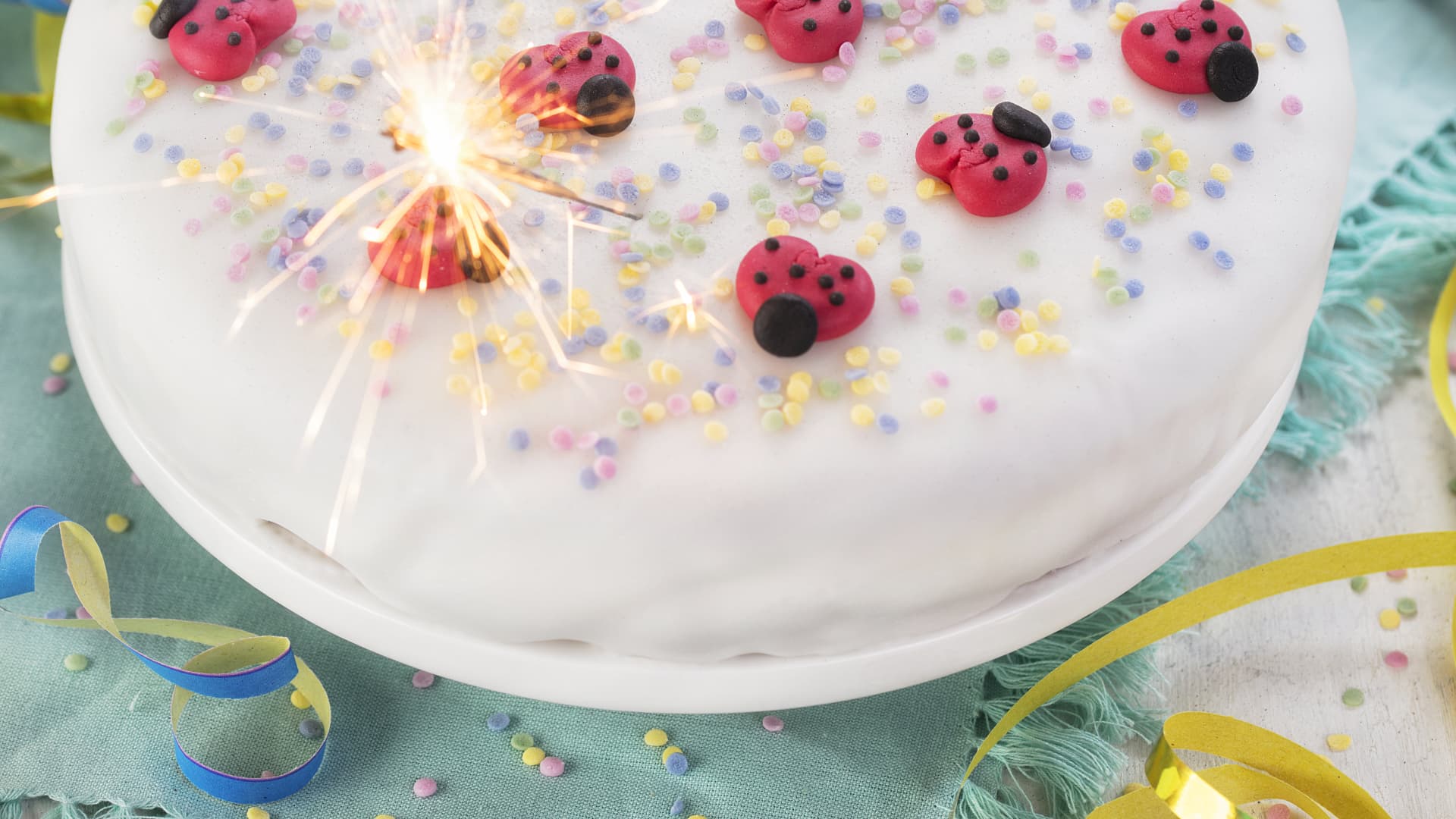 Silvester-Torte mit Marinis