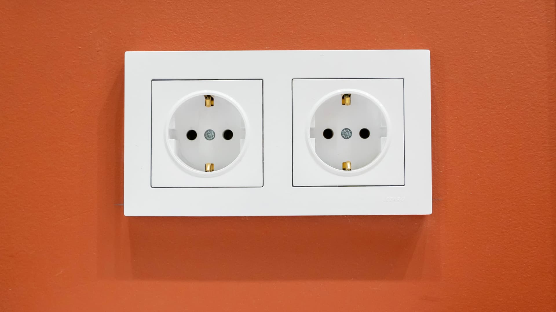 Gereinigte Steckdosen ohne Abschrauben