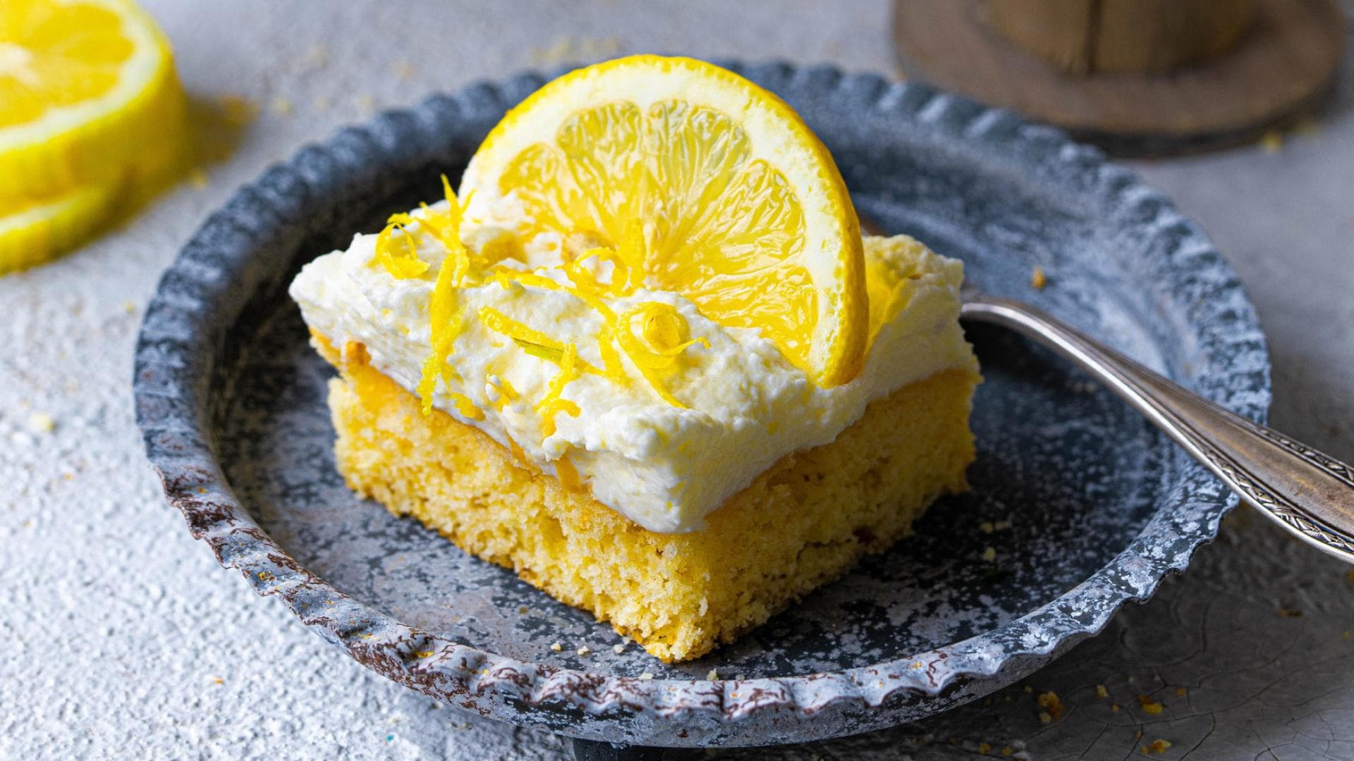 Zitronenkuchen vom Blech 