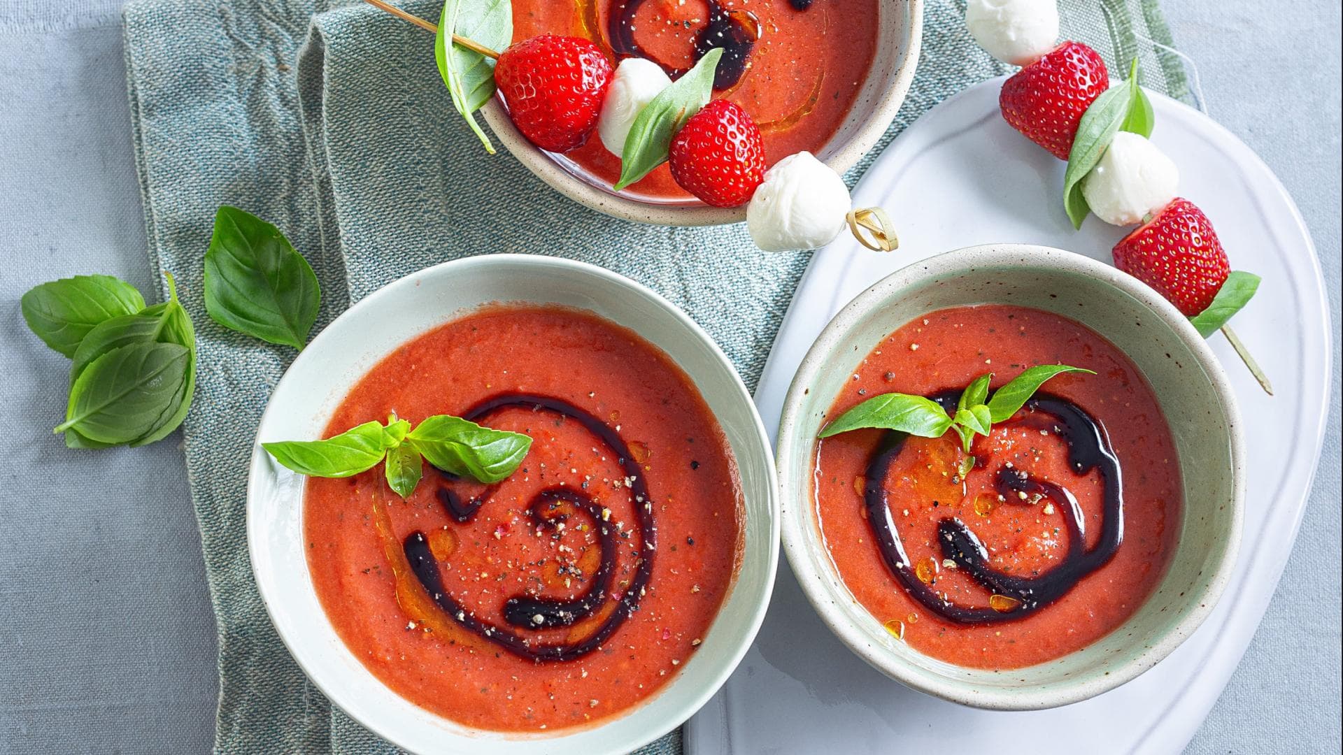 Erdbeer-Tomaten-Gazpacho