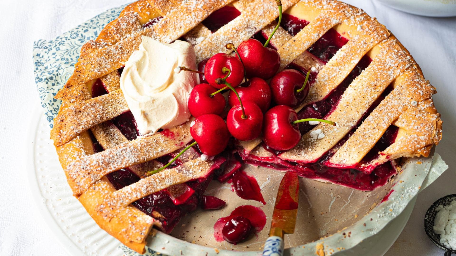 Haselnuss-Kirschtarte