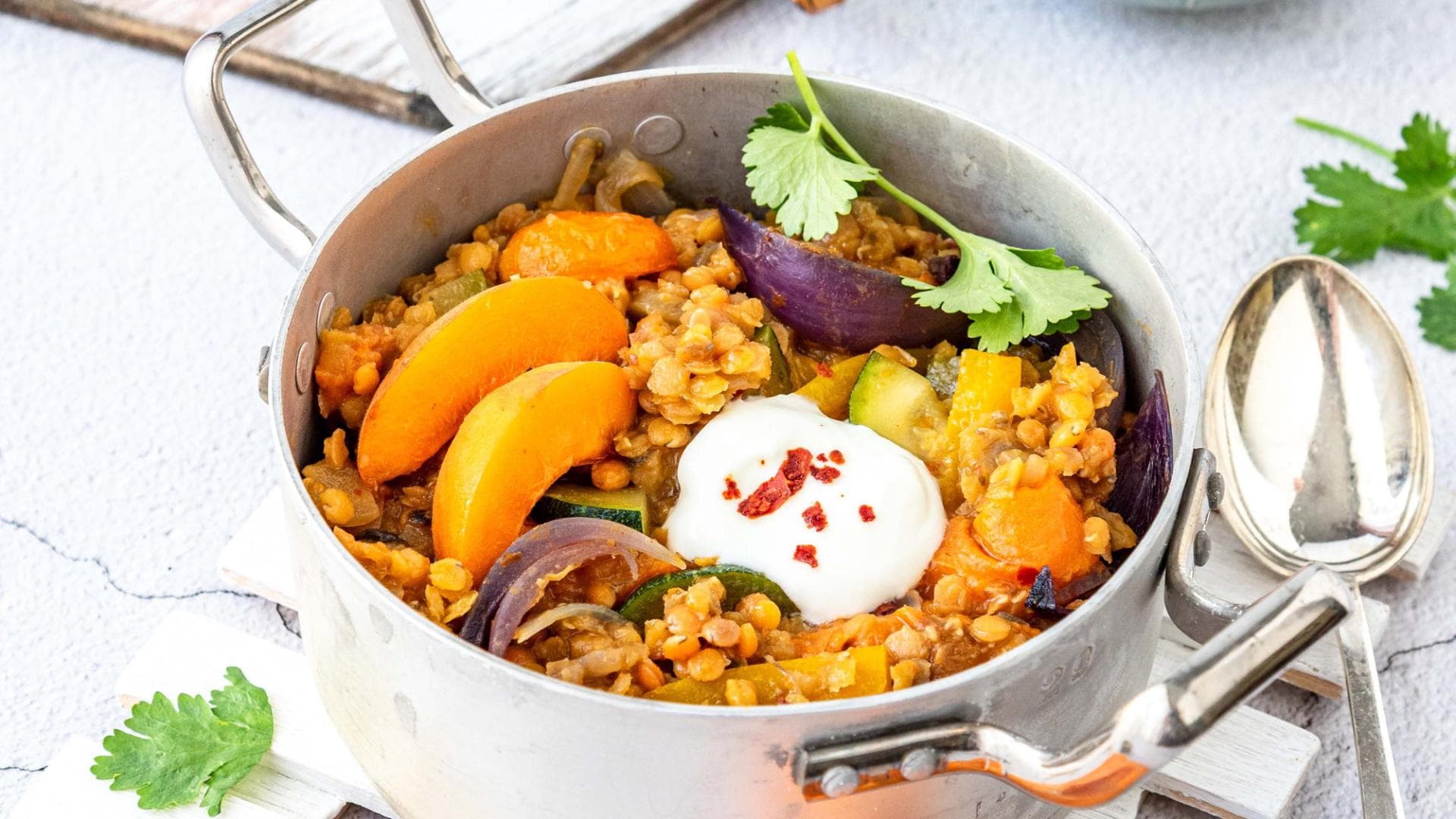Linsen-Gemüse-Curry mit Aprikosen 