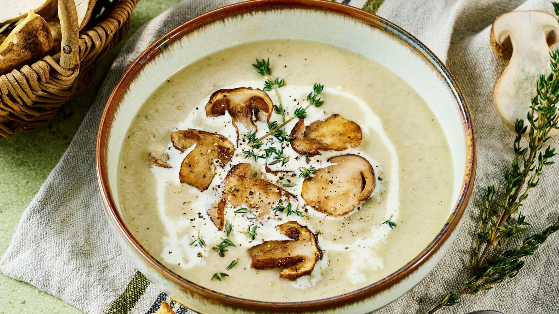 Steinpilzsuppe mit Kartoffeln 