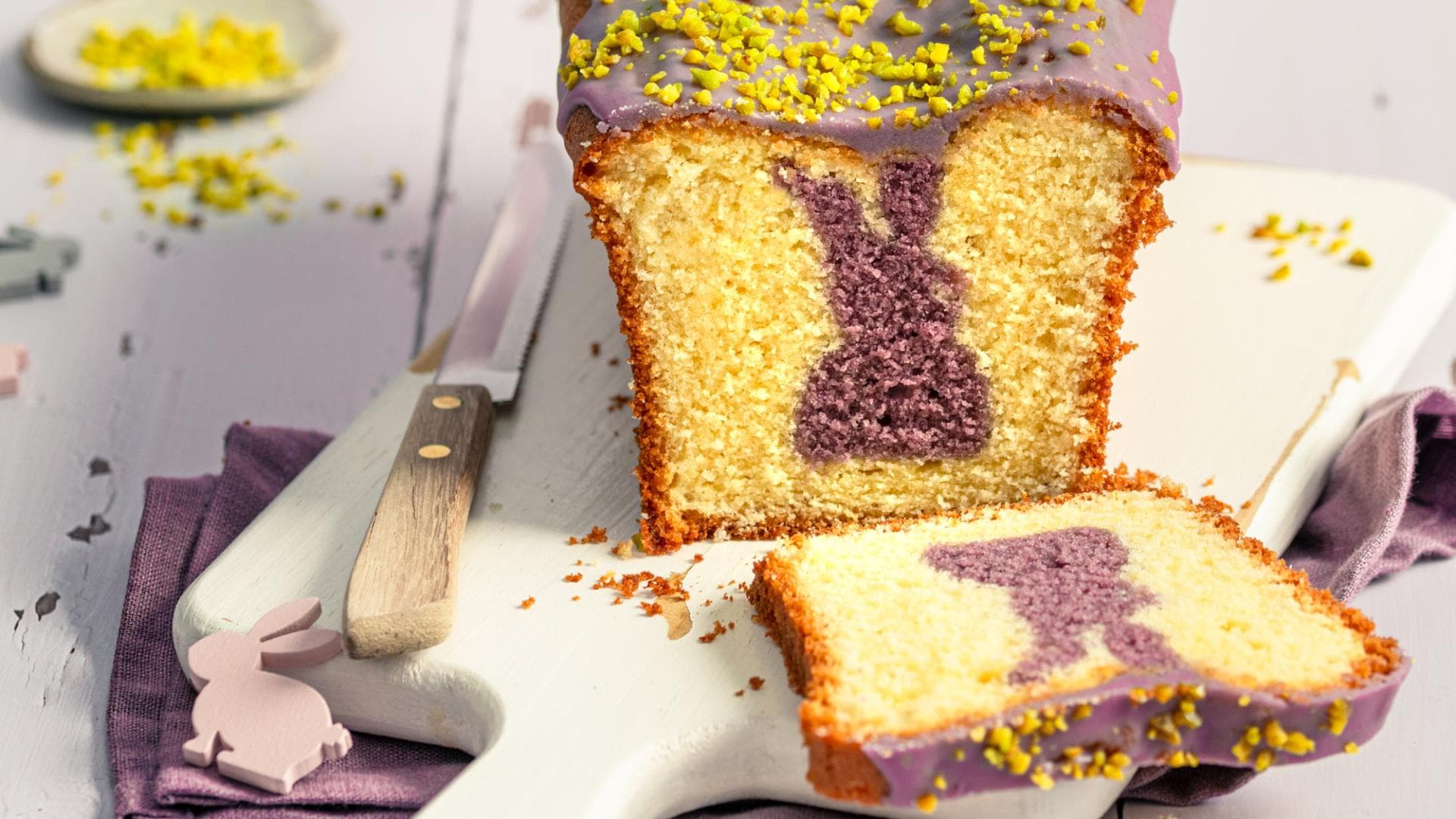 Lila Osterhasen-Kuchen
