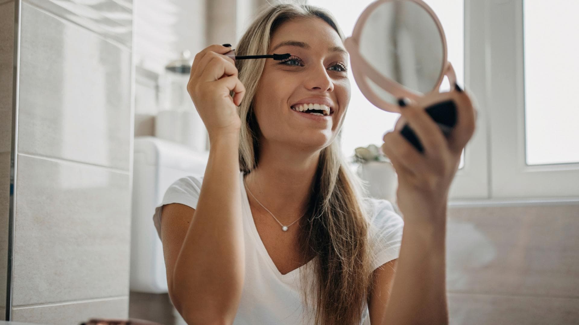 Die besten Mascaras ohne Mikroplastik