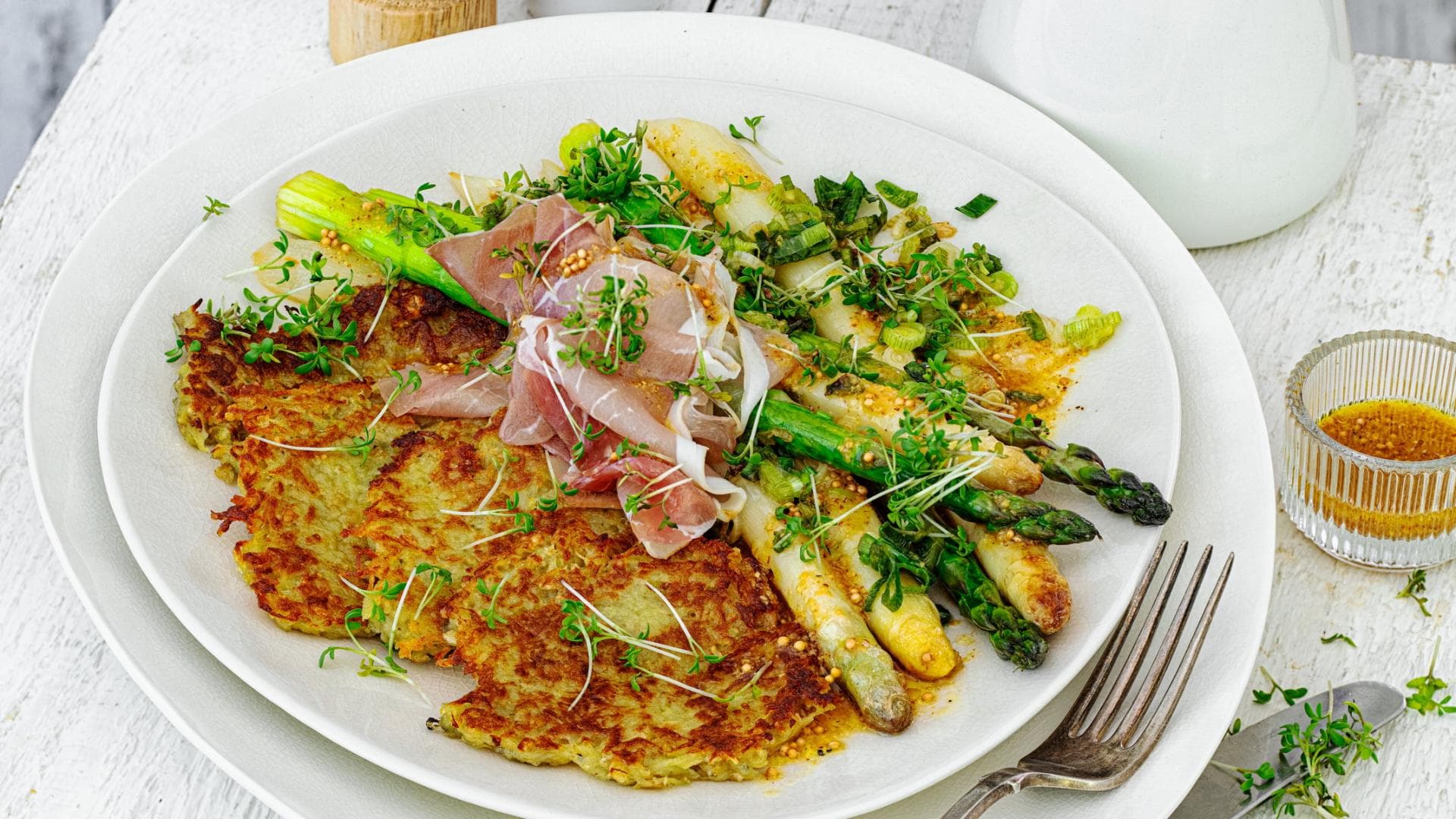 Reibekuchen mit Spargel 