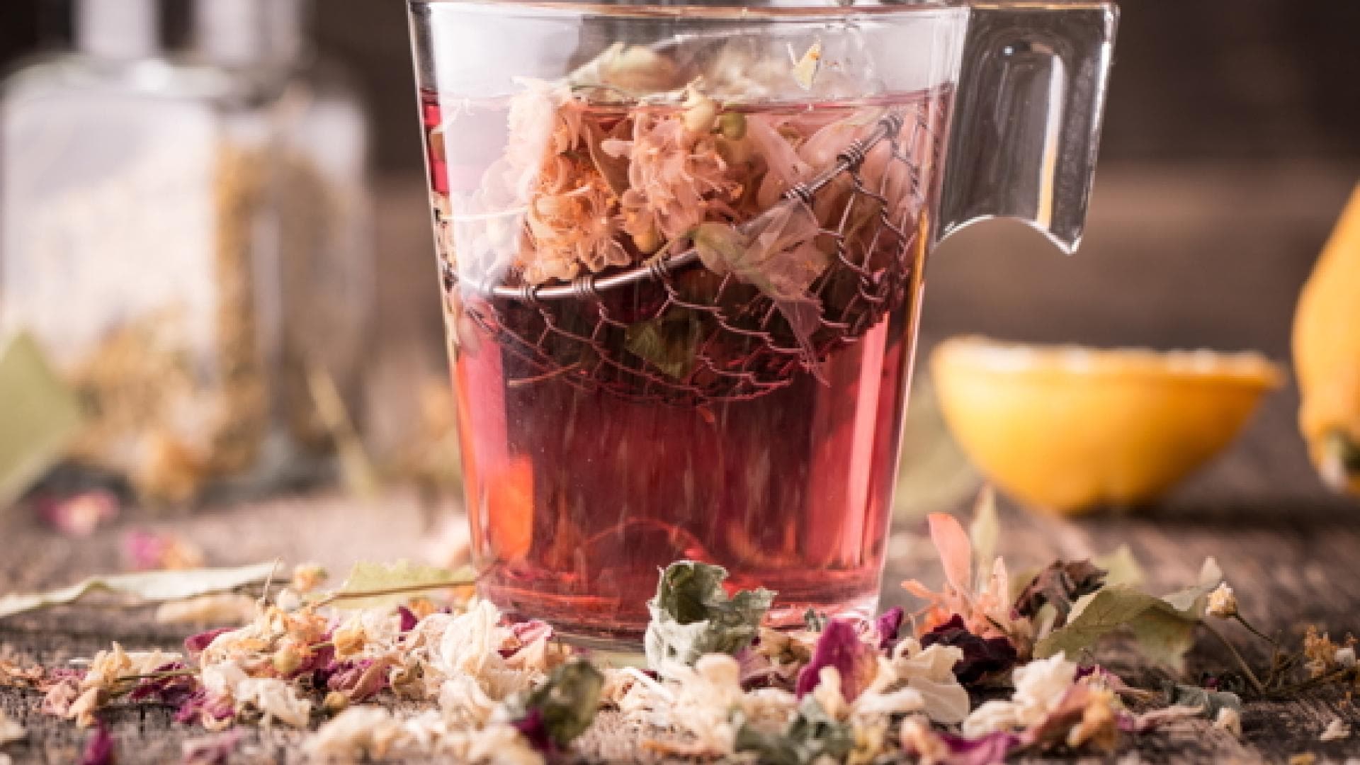 Kräutertee selber machen: die wichtigsten Tipps