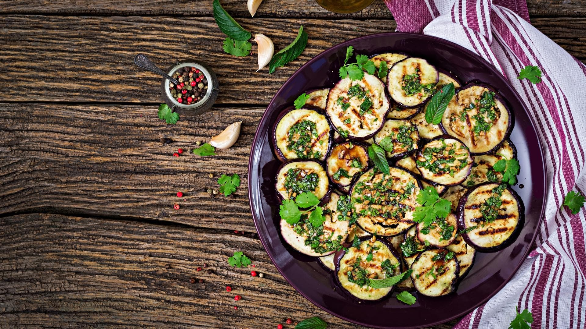 Aubergine grillen