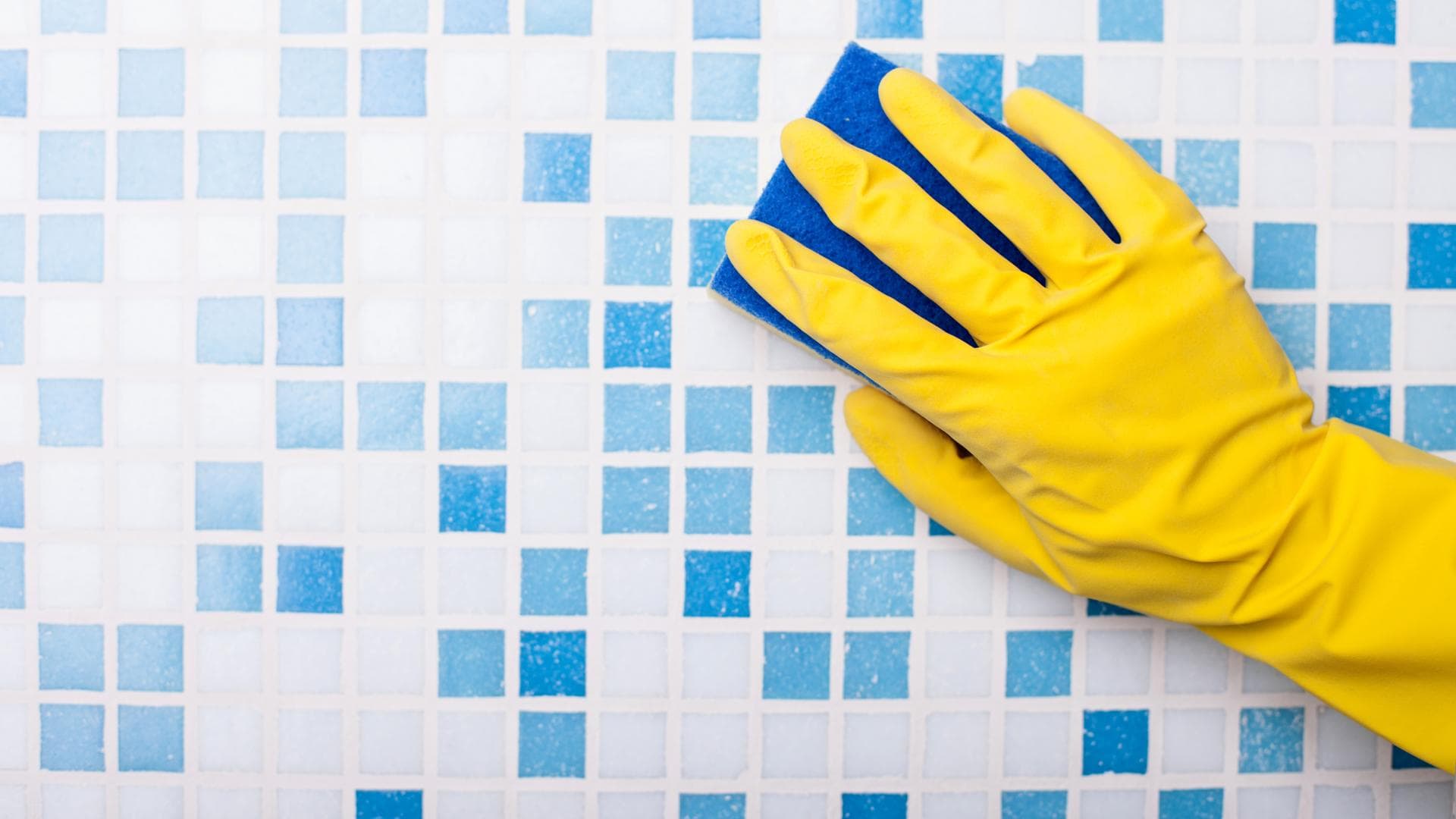 Badezimmer putzen 7 effektive Tipps