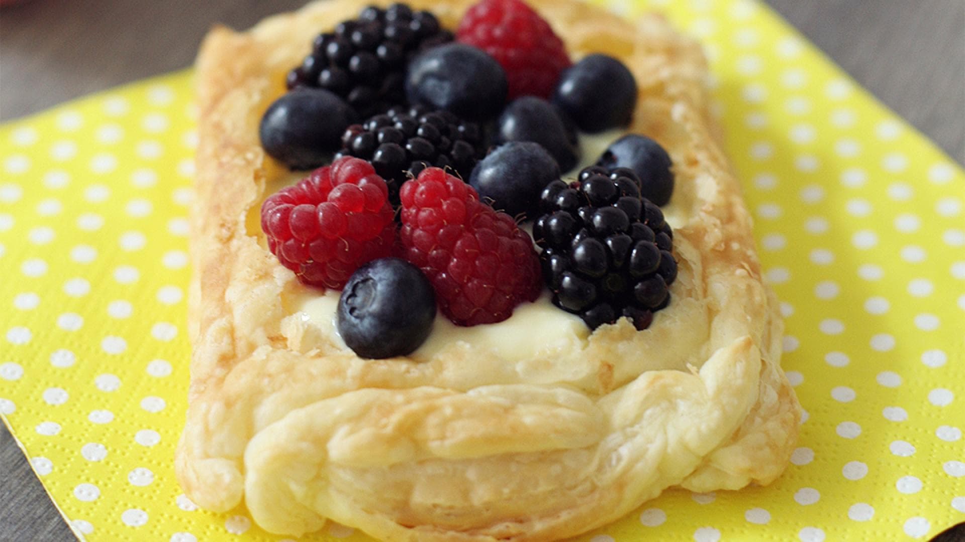 blätterteig-obst-korbchen