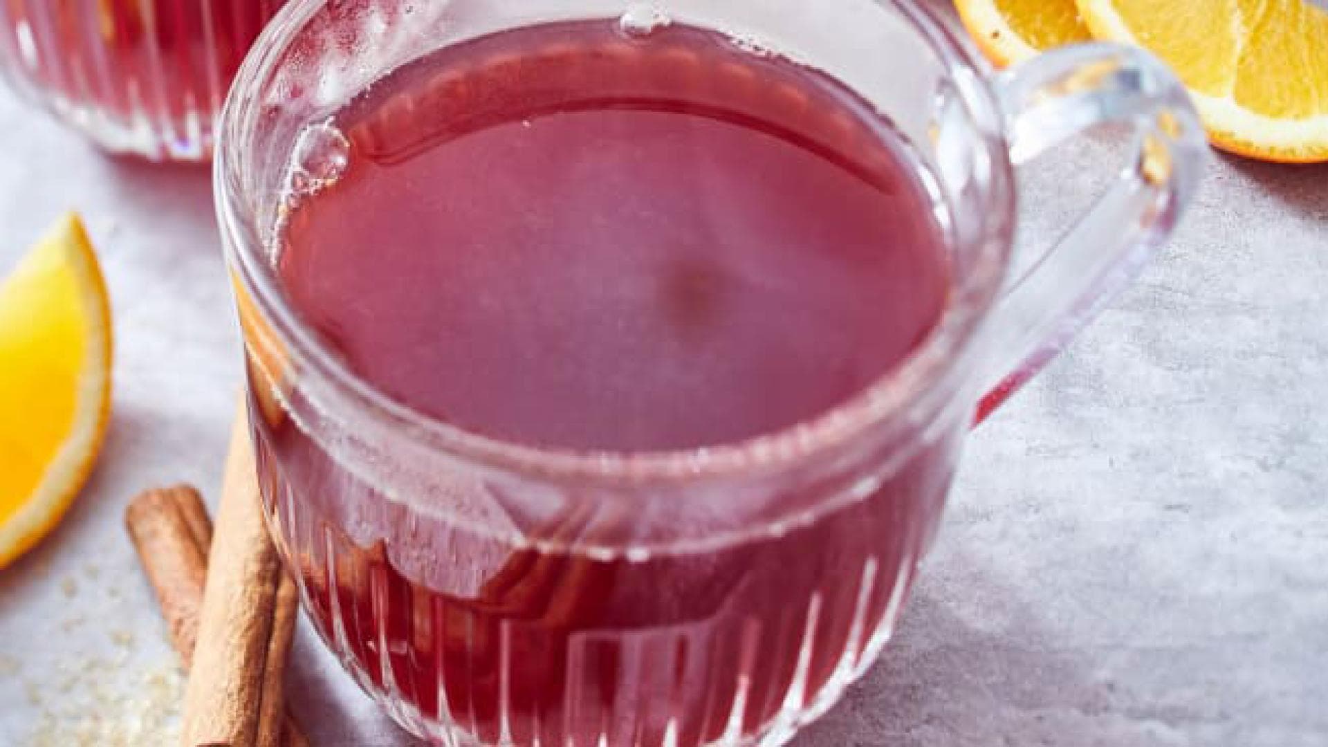 Thermomix-Rezept: Cranberry-Holunder-Punsch