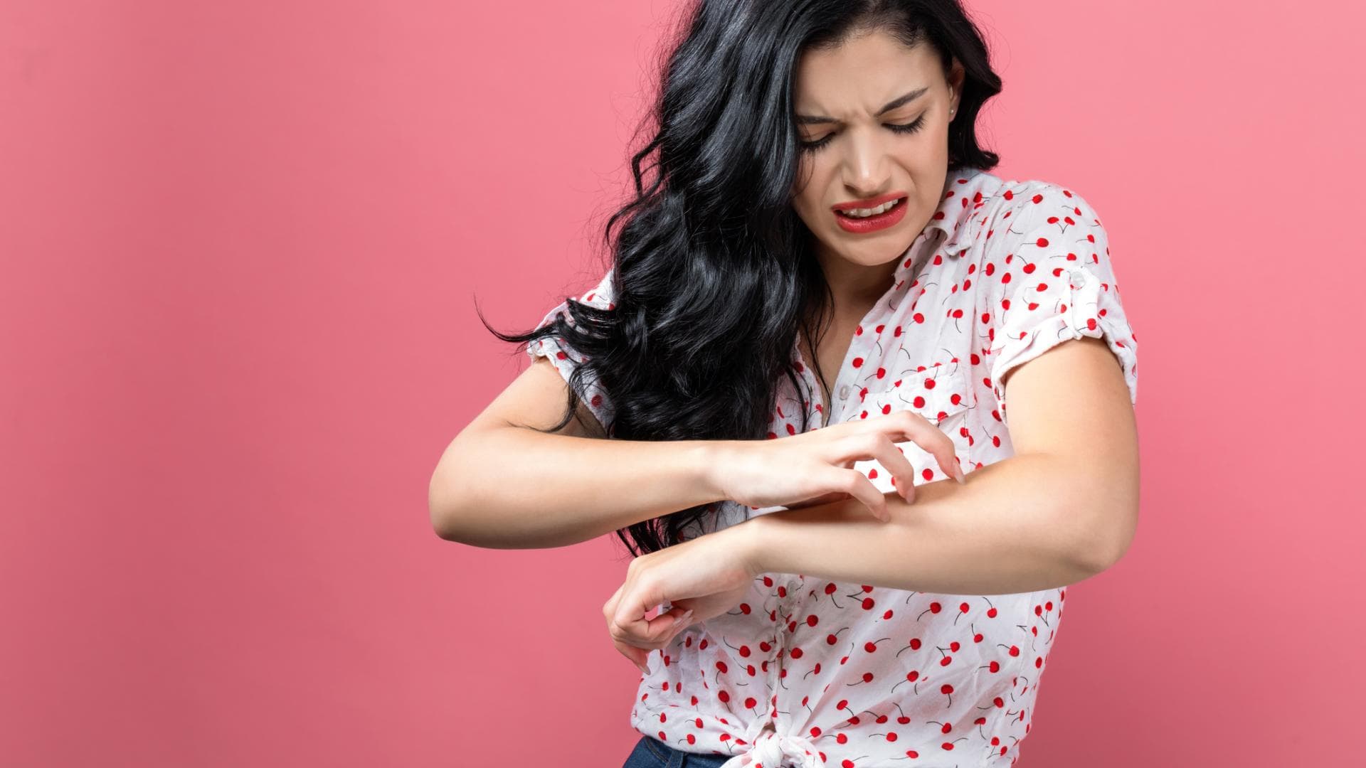 Darum stechen Mücken manche Menschen besonders gern