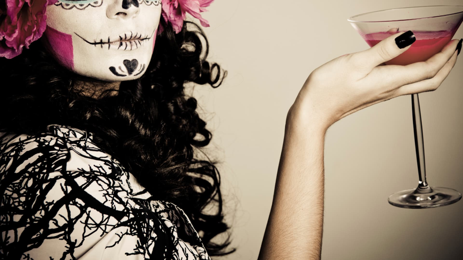Frau mit Halloween Schminke