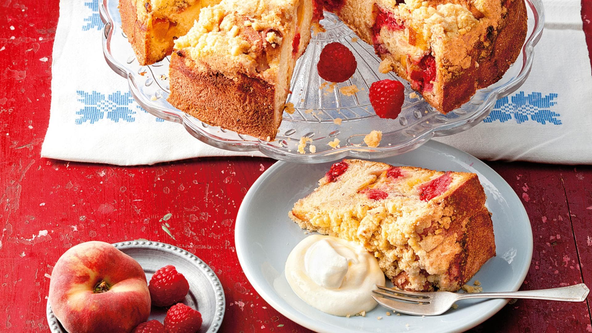 Fruchtiger Himbeer Pfirsich Kuchen 