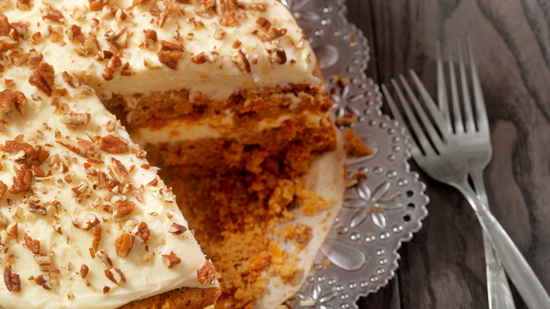 Weihnachtliche Lebkuchentorte mit Sahne-Creme
