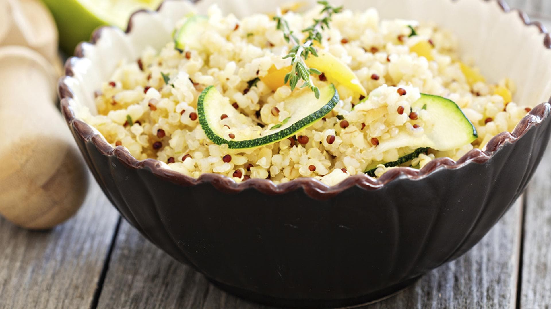 Quinoa: Lecker als Beilage und Salat - Mit Getreidealternative Quinoa eine glutenfreie Eiweißquelle entdecken