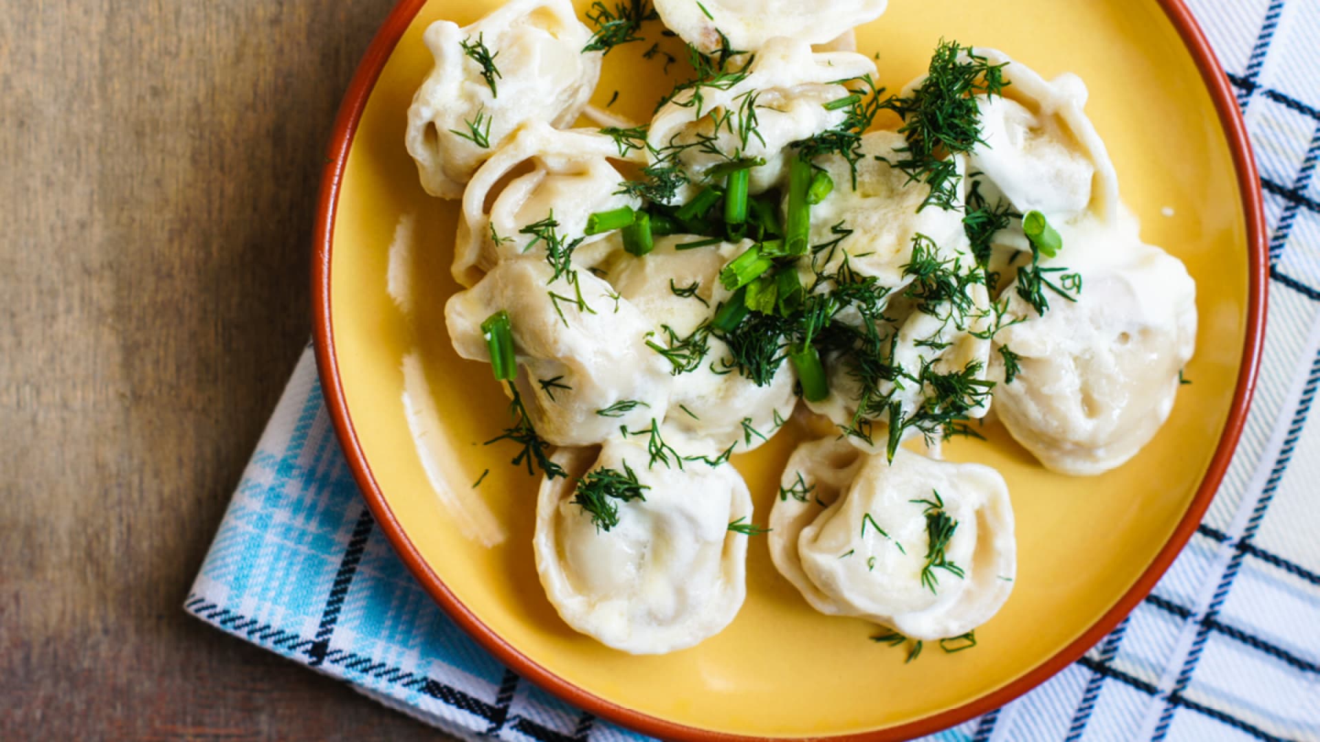 Italienischer Tortellinisalat  - Das Rezept finden Sie hier 