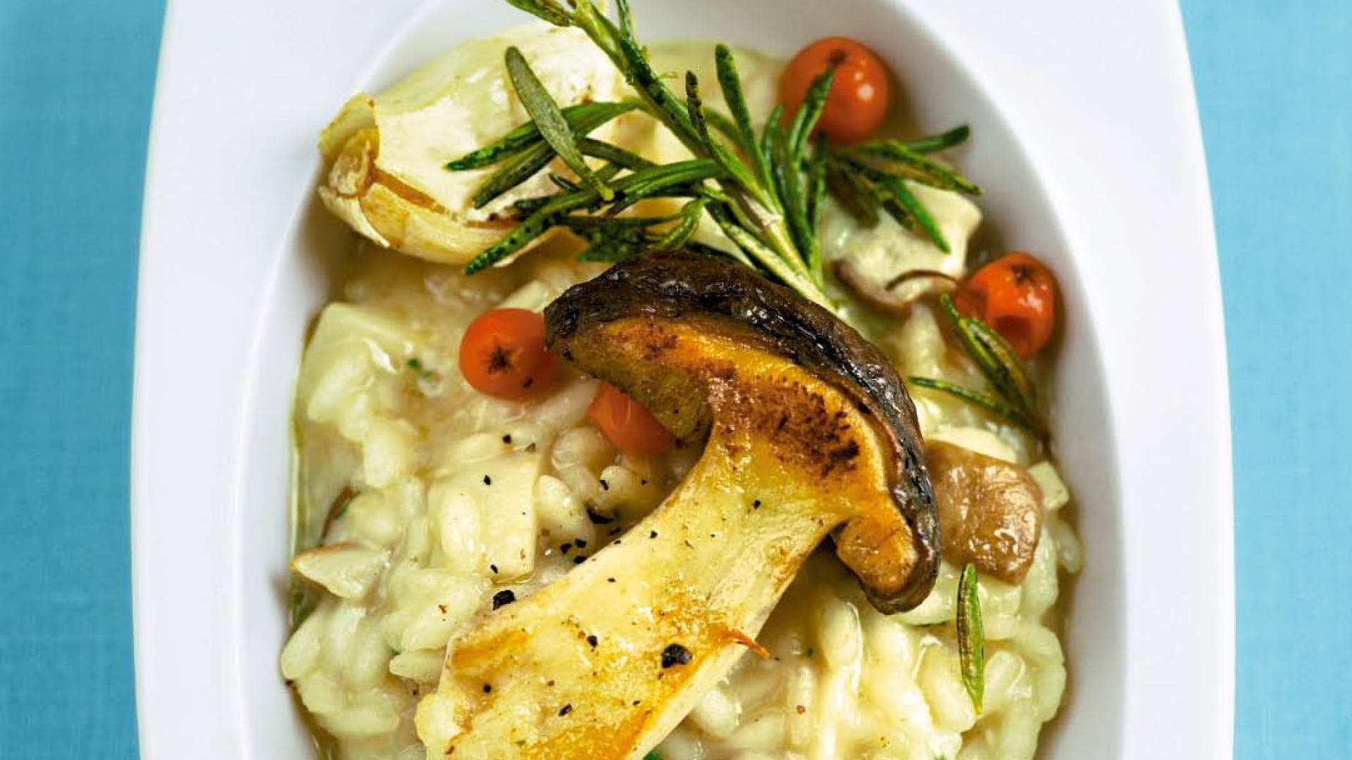 Steinpilz-Risotto mit Vogelbeeren - Das Rezept finden Sie hier bei uns