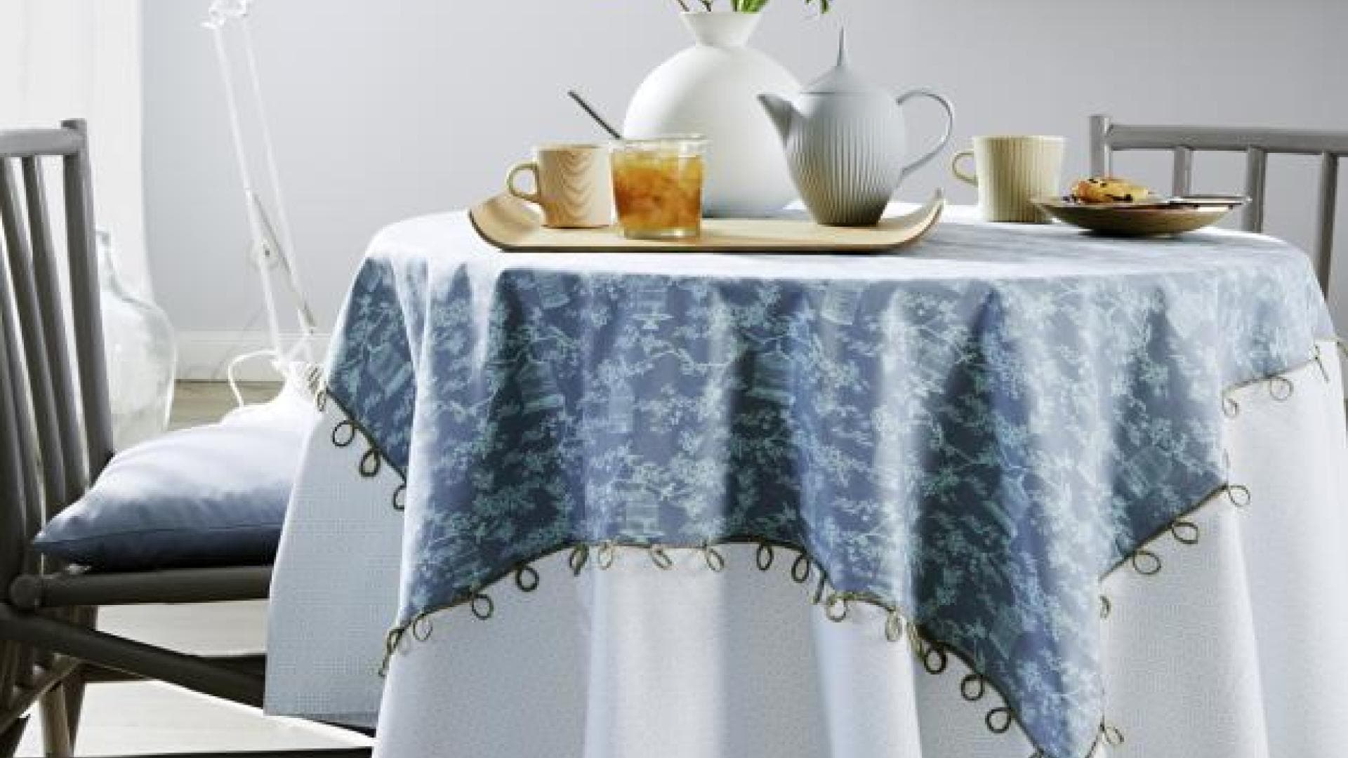 Trendige Two-in-one Tischdecke