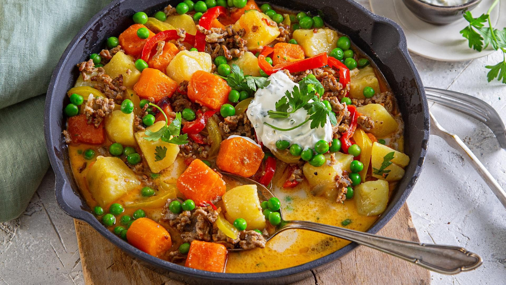 Hackfleisch-One Pot mit buntem Gemüse