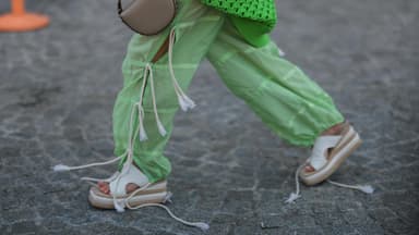 Cloud Sandals in heller Farbe 