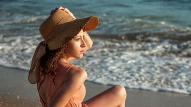 Frau am Strand 