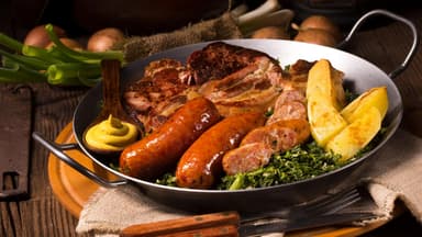 Grünkohl Geruch mit Kohlwurst