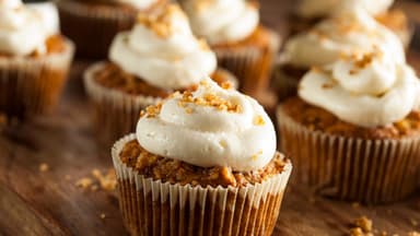 Kürbis-Muffins mit Vanille-Frosting
