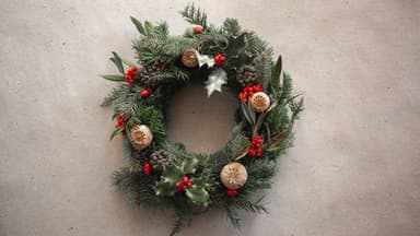 Adventskranz aus Tanne