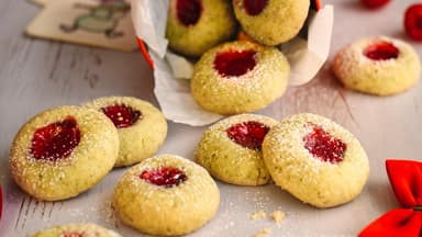 Engelsaugen Plätzchen mit Marmelade