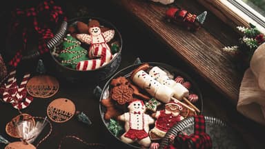 Weihnachtsplätzchen in Dosen